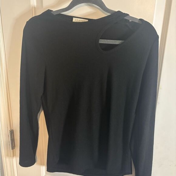 Chenault Black Asymmetrical Cut Out long sleeve top size small EUC - Picture 1 of 3